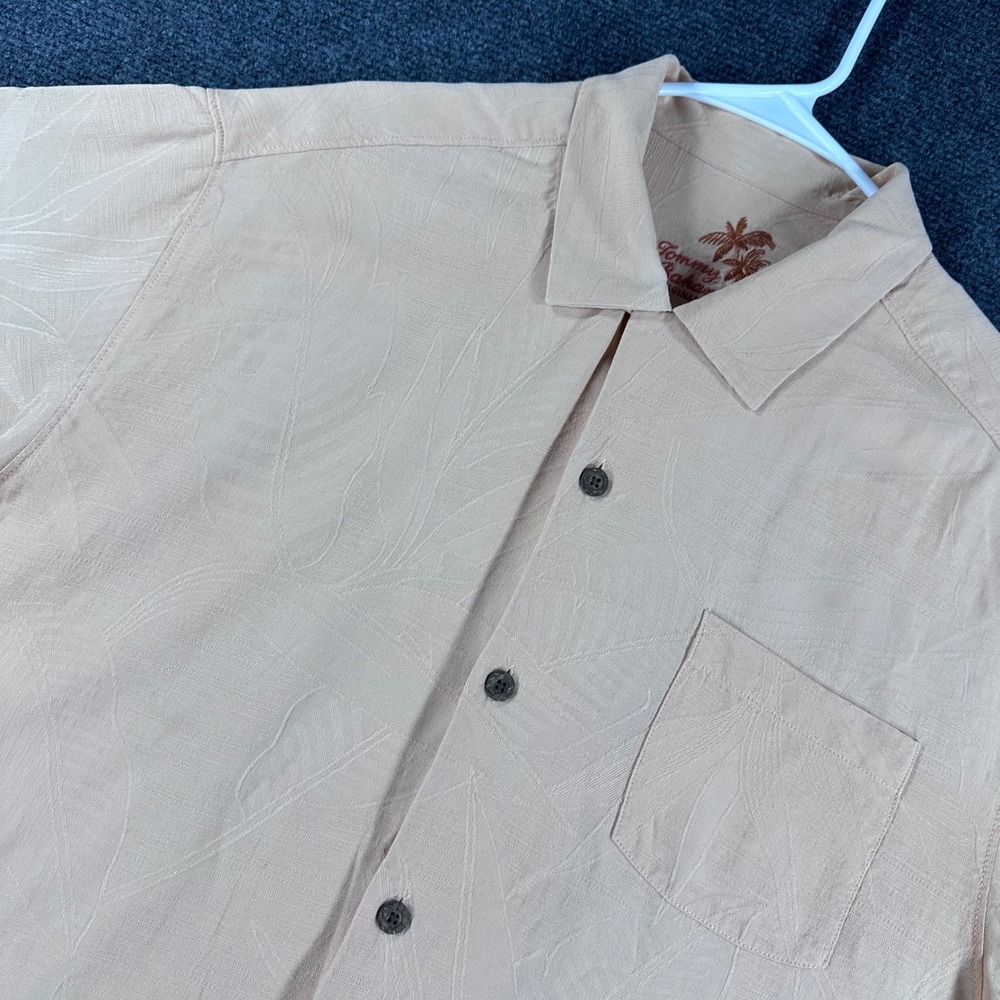 Tommy Bahama Button Up Shirt Mens M Medium Peach Silk Tropical Leaf Original Fit